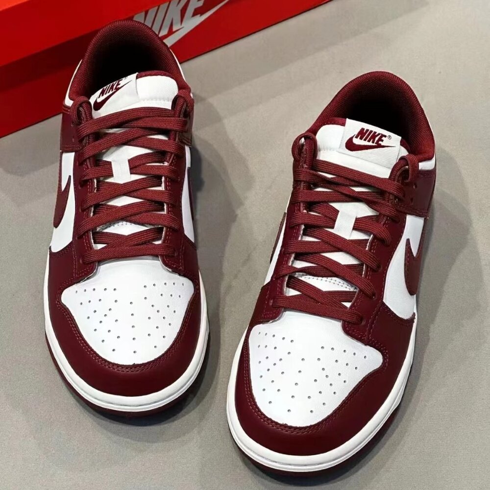 Nike Dunk Low "Team Red"
